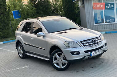 Внедорожник / Кроссовер Mercedes-Benz M-Class 2005 в 