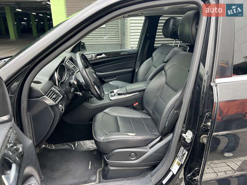 Внедорожник / Кроссовер Mercedes-Benz M-Class 2013 в Киеве