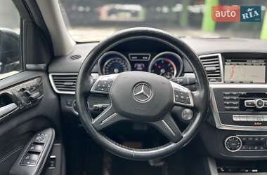 Внедорожник / Кроссовер Mercedes-Benz M-Class 2013 в 