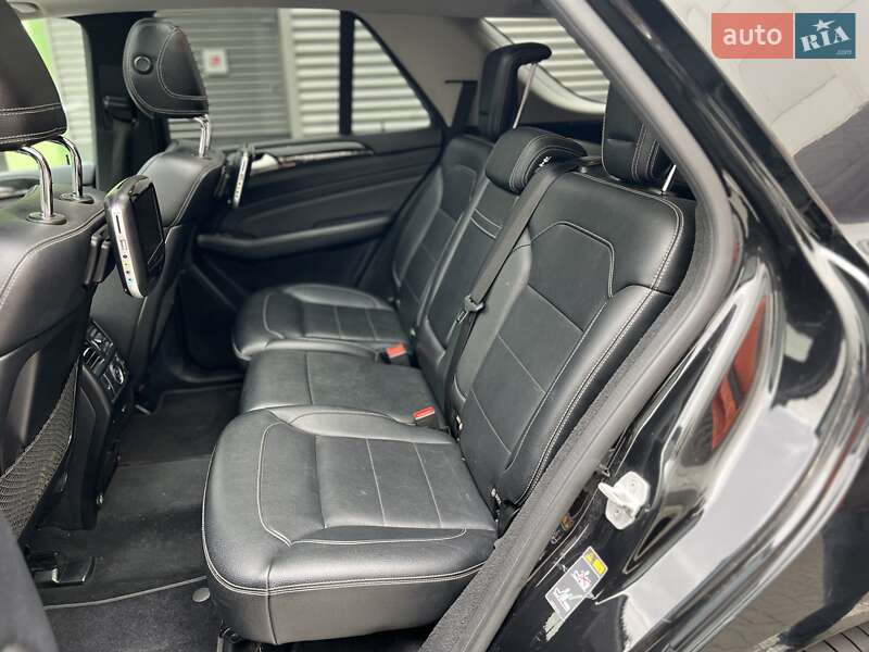 Внедорожник / Кроссовер Mercedes-Benz M-Class 2013 в Киеве