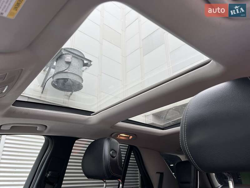 Внедорожник / Кроссовер Mercedes-Benz M-Class 2013 в Киеве