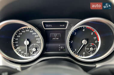 Внедорожник / Кроссовер Mercedes-Benz M-Class 2014 в 