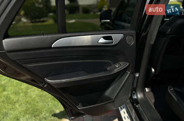 Внедорожник / Кроссовер Mercedes-Benz M-Class 2014 в 
