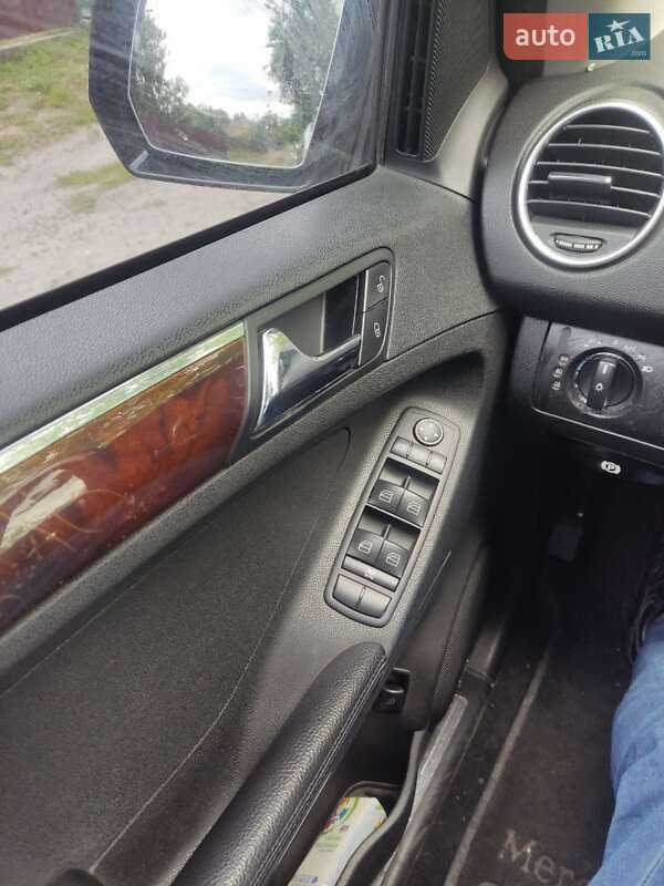 Внедорожник / Кроссовер Mercedes-Benz M-Class 2008 в Киеве