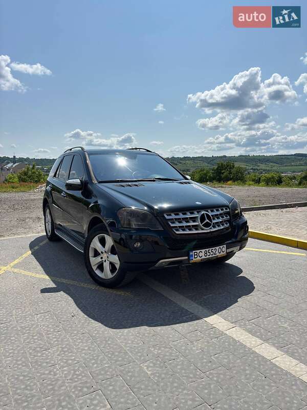 Позашляховик / Кросовер Mercedes-Benz M-Class 2008 в Золочеві