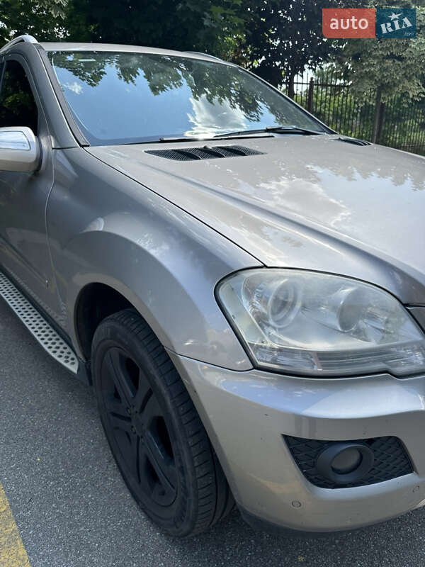Внедорожник / Кроссовер Mercedes-Benz M-Class 2009 в Киеве фото 9 Внедорожник / Кроссовер Mercedes-Benz M-Class 2009 в Киеве