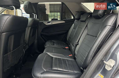 Внедорожник / Кроссовер Mercedes-Benz M-Class 2013 в 