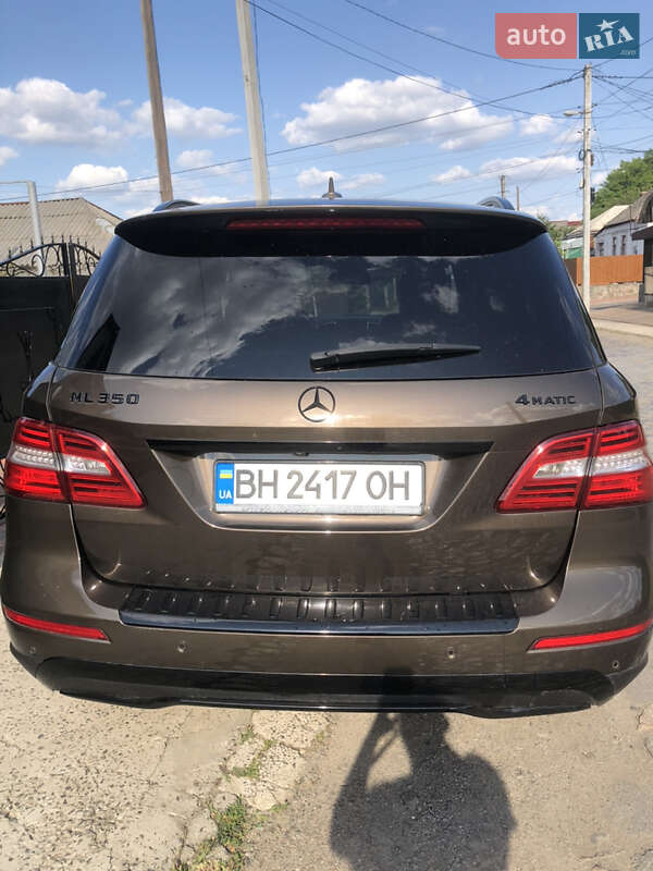 Внедорожник / Кроссовер Mercedes-Benz M-Class 2012 в Первомайске