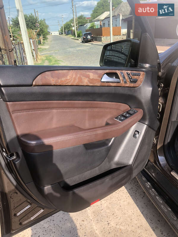 Внедорожник / Кроссовер Mercedes-Benz M-Class 2012 в Первомайске