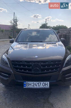 Внедорожник / Кроссовер Mercedes-Benz M-Class 2012 в 