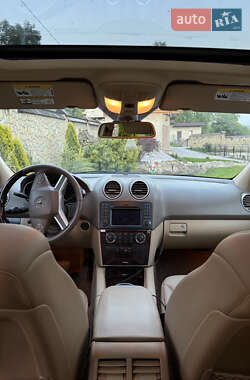 Внедорожник / Кроссовер Mercedes-Benz M-Class 2011 в 