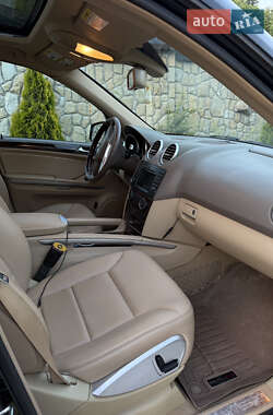 Внедорожник / Кроссовер Mercedes-Benz M-Class 2011 в 