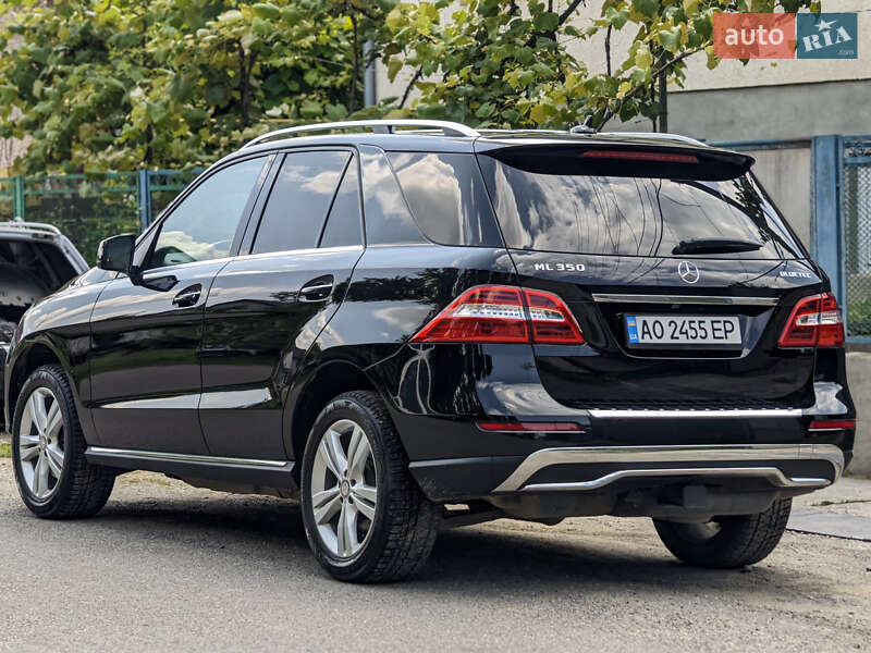 Позашляховик / Кросовер Mercedes-Benz M-Class 2014 в Виноградові