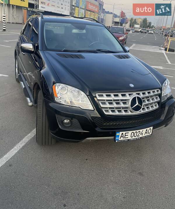 Внедорожник / Кроссовер Mercedes-Benz M-Class 2008 в 