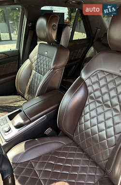 Внедорожник / Кроссовер Mercedes-Benz M-Class 2014 в 