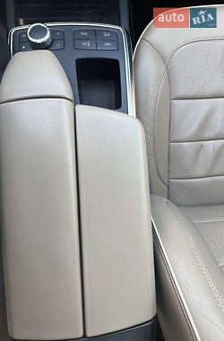 Внедорожник / Кроссовер Mercedes-Benz M-Class 2013 в 