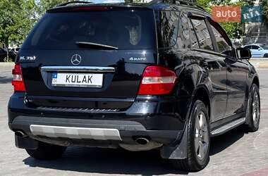 Внедорожник / Кроссовер Mercedes-Benz M-Class 2006 в 