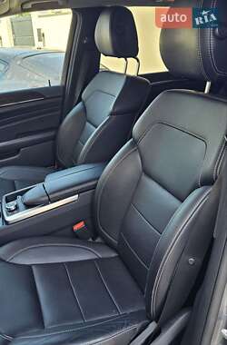 Внедорожник / Кроссовер Mercedes-Benz M-Class 2013 в 