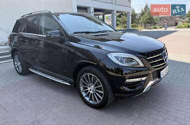 Внедорожник / Кроссовер Mercedes-Benz M-Class 2013 в 