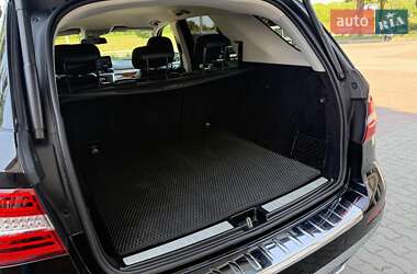 Внедорожник / Кроссовер Mercedes-Benz M-Class 2013 в 