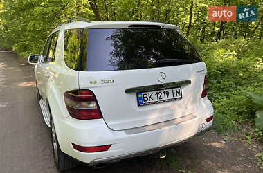Внедорожник / Кроссовер Mercedes-Benz M-Class 2008 в 