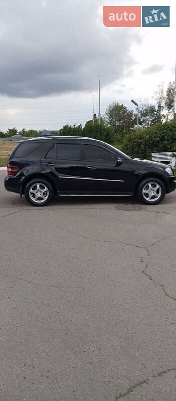 Внедорожник / Кроссовер Mercedes-Benz M-Class 2007 в Полтаве