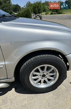 Внедорожник / Кроссовер Mercedes-Benz M-Class 2003 в 
