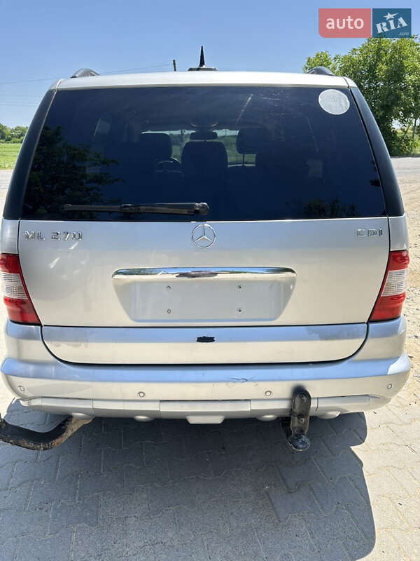 Внедорожник / Кроссовер Mercedes-Benz M-Class 2003 в Черновцах