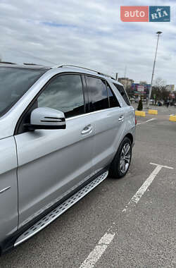Внедорожник / Кроссовер Mercedes-Benz M-Class 2011 в 