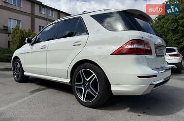Позашляховик / Кросовер Mercedes-Benz M-Class 2012 в 