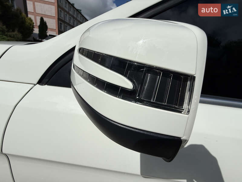 Позашляховик / Кросовер Mercedes-Benz M-Class 2012 в Ніжині