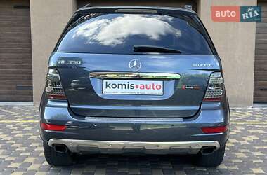 Внедорожник / Кроссовер Mercedes-Benz M-Class 2010 в 
