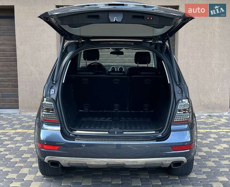 Внедорожник / Кроссовер Mercedes-Benz M-Class 2010 в Виннице
