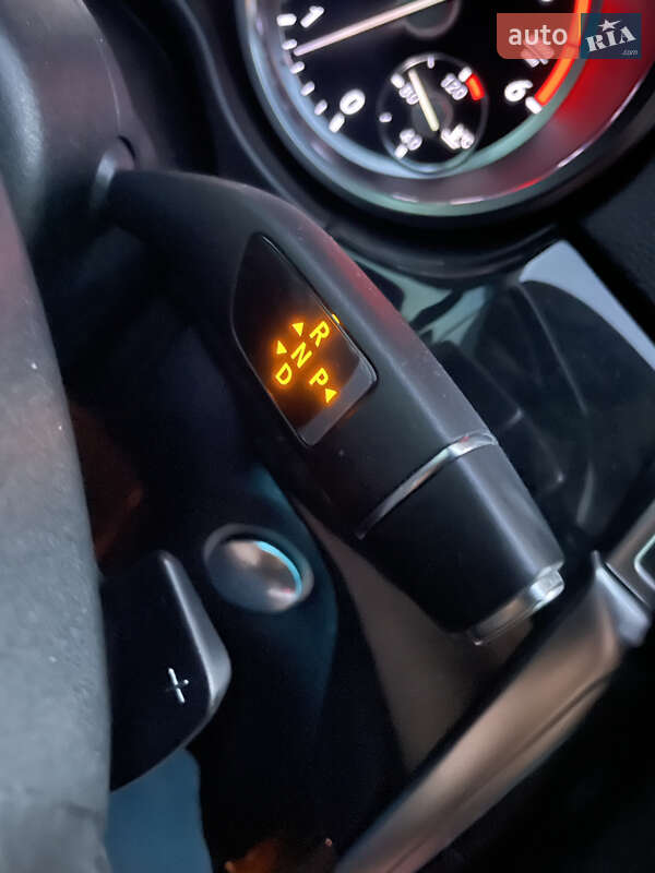 Позашляховик / Кросовер Mercedes-Benz M-Class 2013 в Чернівцях