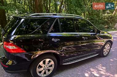Внедорожник / Кроссовер Mercedes-Benz M-Class 2012 в 