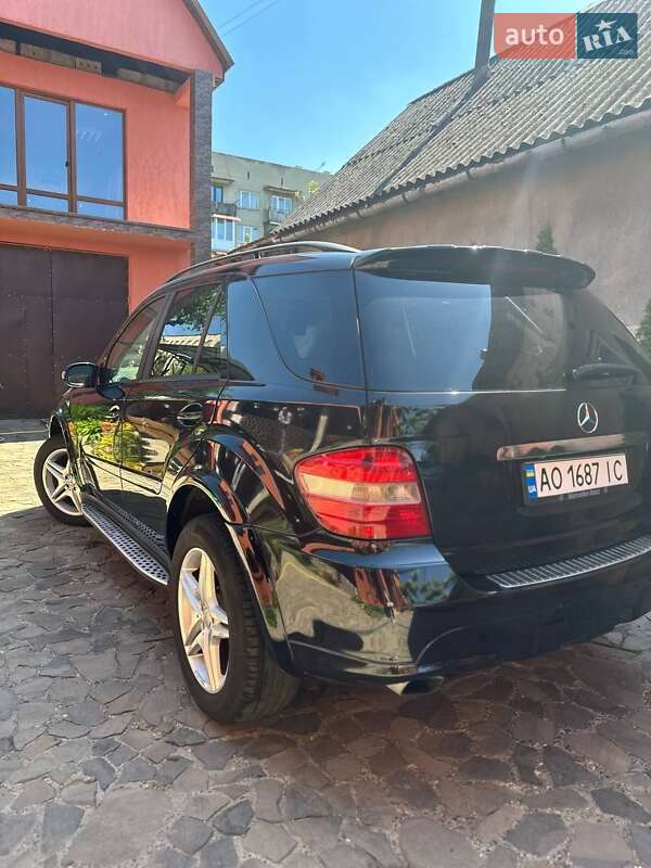 Внедорожник / Кроссовер Mercedes-Benz M-Class 2007 в Виноградове