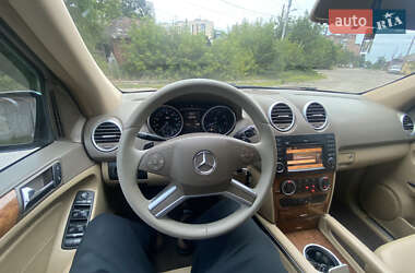 Внедорожник / Кроссовер Mercedes-Benz M-Class 2009 в 