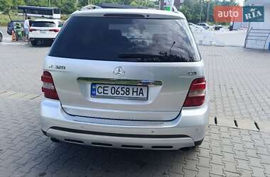 Позашляховик / Кросовер Mercedes-Benz M-Class 2006 в 