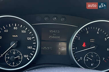 Внедорожник / Кроссовер Mercedes-Benz M-Class 2007 в 