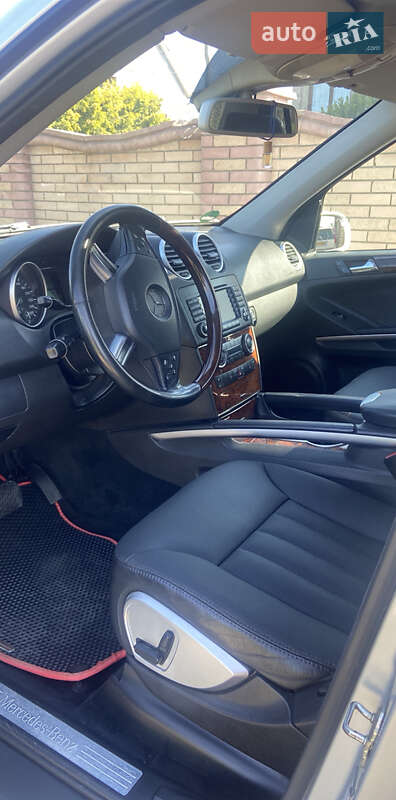 Внедорожник / Кроссовер Mercedes-Benz M-Class 2008 в Черновцах