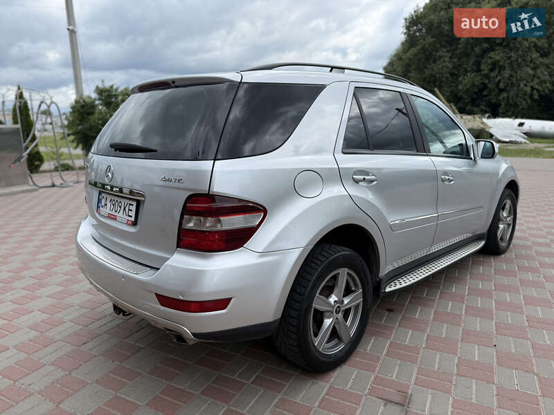 Внедорожник / Кроссовер Mercedes-Benz M-Class 2008 в Переяславе