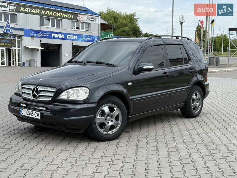 Mercedes-Benz M-Class 2000