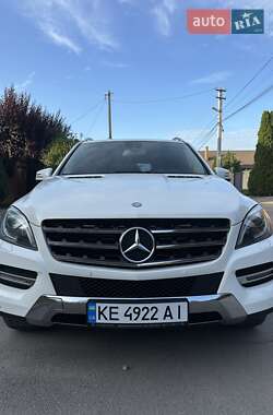 Внедорожник / Кроссовер Mercedes-Benz M-Class 2013 в 