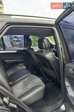 Внедорожник / Кроссовер Mercedes-Benz M-Class 2010 в 