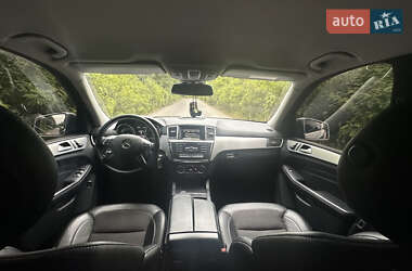 Внедорожник / Кроссовер Mercedes-Benz M-Class 2013 в 