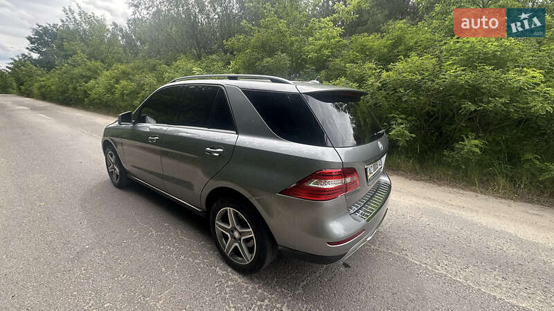 Внедорожник / Кроссовер Mercedes-Benz M-Class 2013 в Ковеле