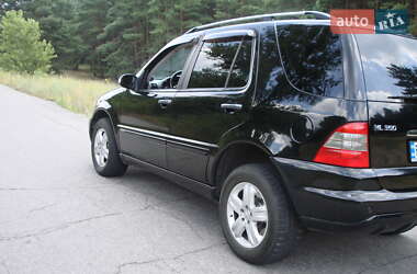 Внедорожник / Кроссовер Mercedes-Benz M-Class 2004 в 