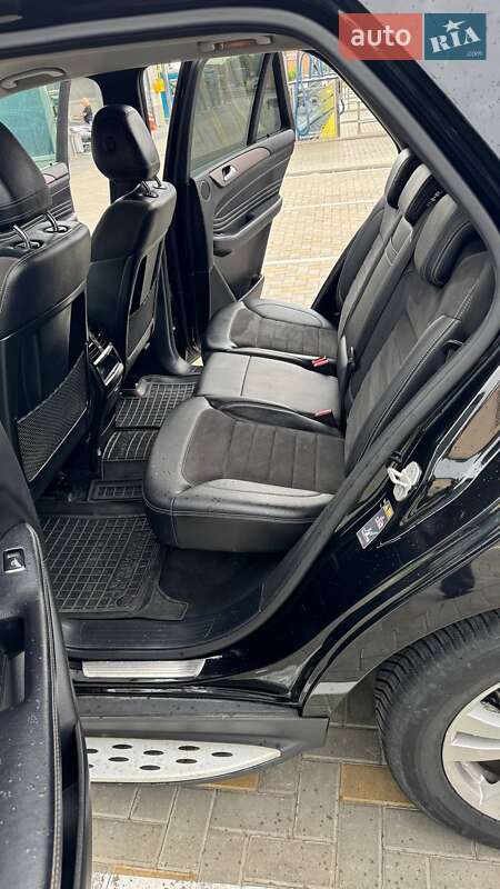 Внедорожник / Кроссовер Mercedes-Benz M-Class 2015 в Гайсине