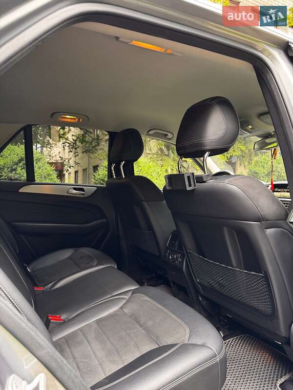 Внедорожник / Кроссовер Mercedes-Benz M-Class 2015 в Джулинке