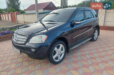 Внедорожник / Кроссовер Mercedes-Benz M-Class 2007 в Николаеве